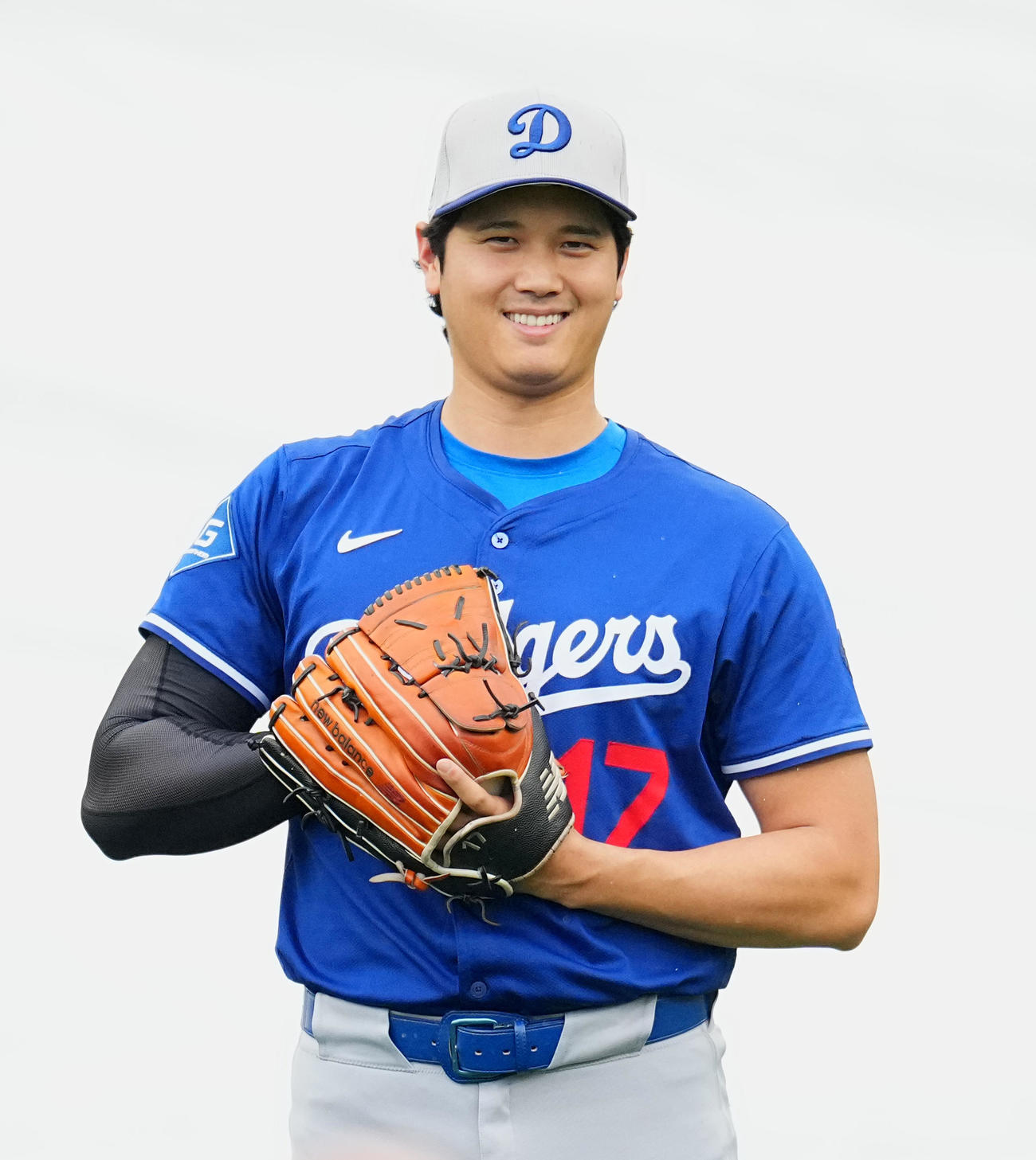 パイレーツ対ドジャース　試合前、キャッチボールで調整するドジャース大谷（撮影・菅敏）