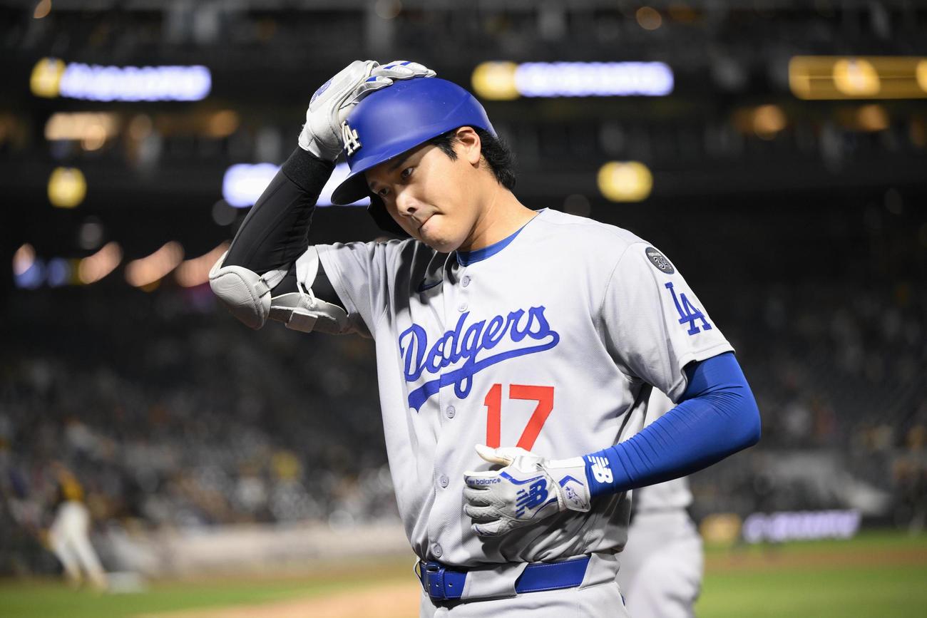 パイレーツ戦の8回、二飛に倒れたドジャース・大谷＝ピッツバーグ（共同）