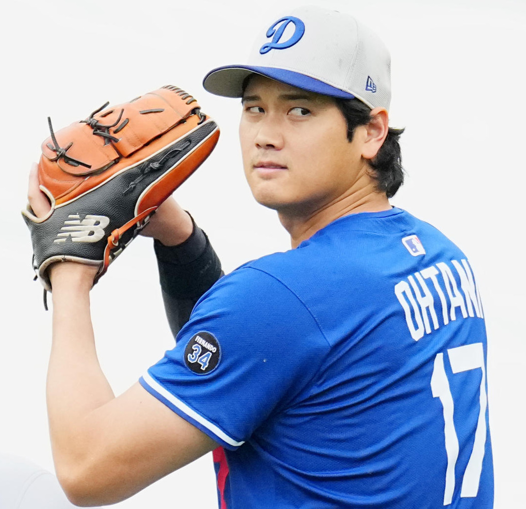 2025年9月4日、キャッチボールで調整するドジャース大谷（撮影・菅敏）