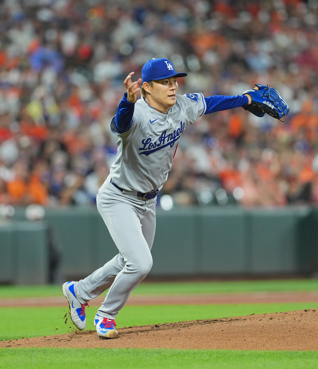 オリオールズ対ドジャース　ドジャース先発の山本（撮影・菅敏）