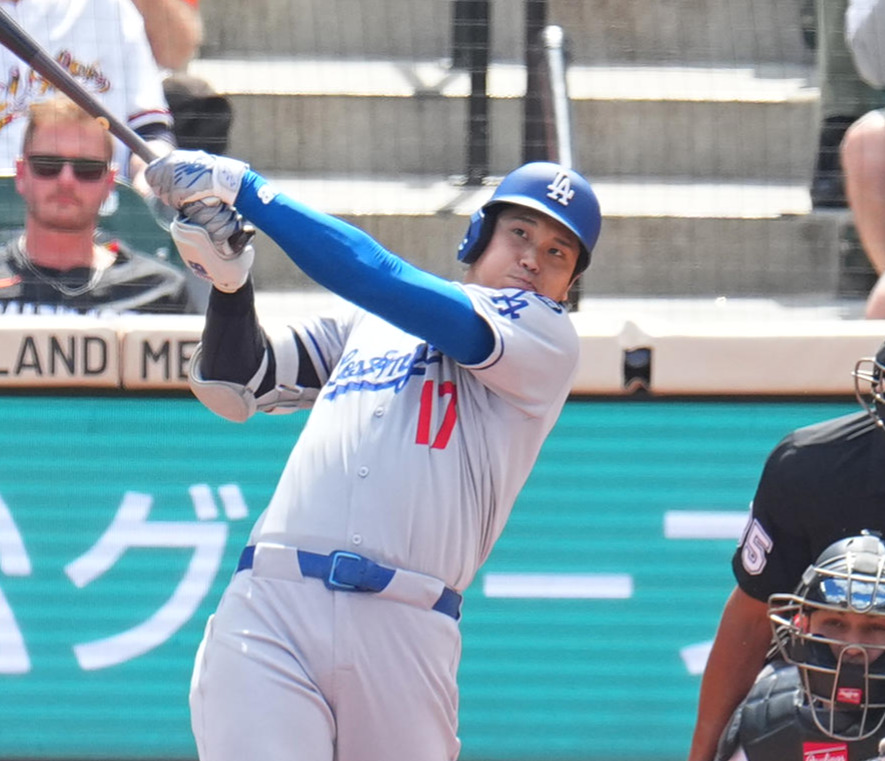 6日オリオールズ戦で48号ソロを放つドジャース大谷翔平