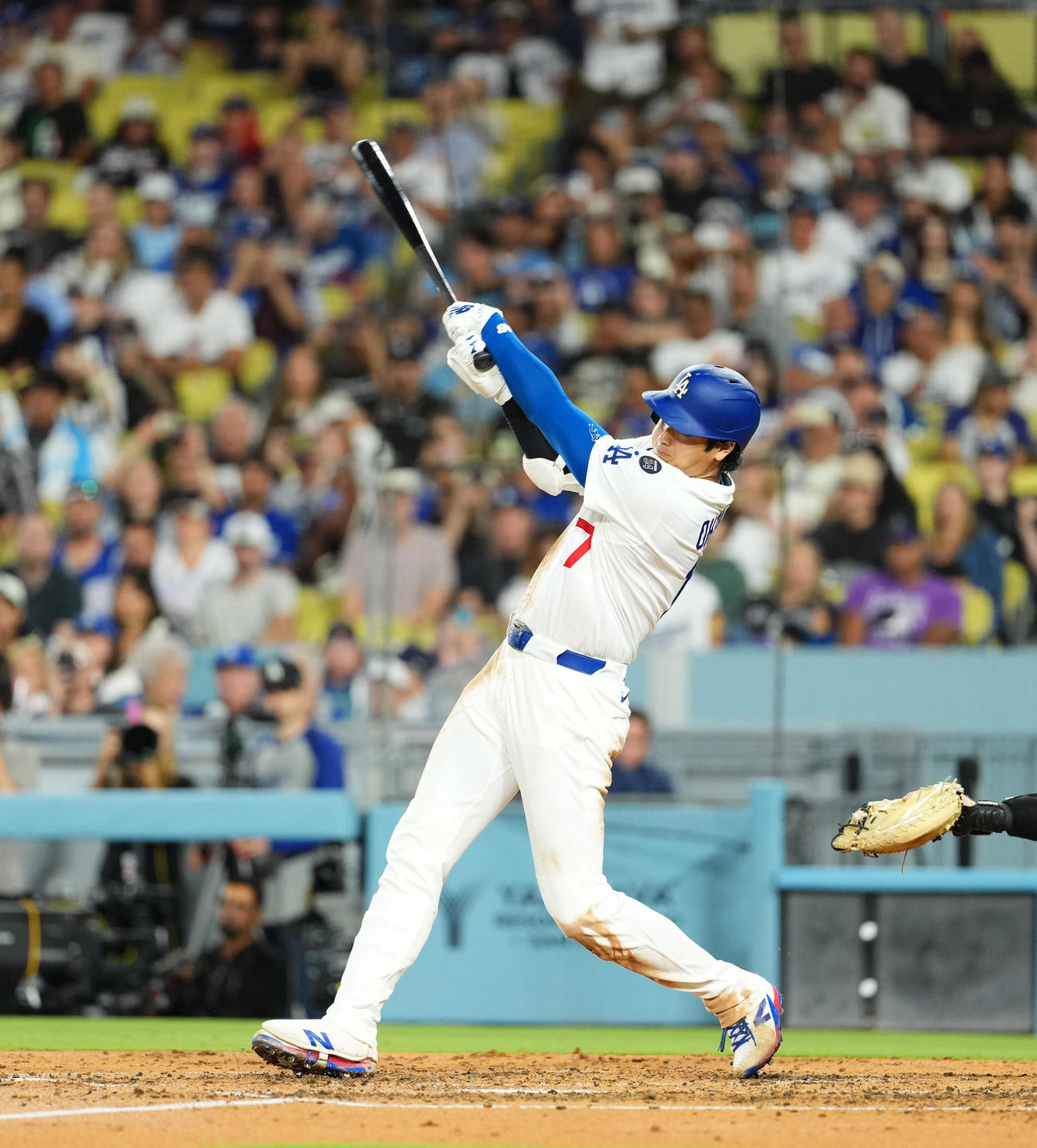 ドジャース対ロッキーズ　5回裏ドジャース1死二塁、右適時打を放つ大谷（撮影・菅敏）