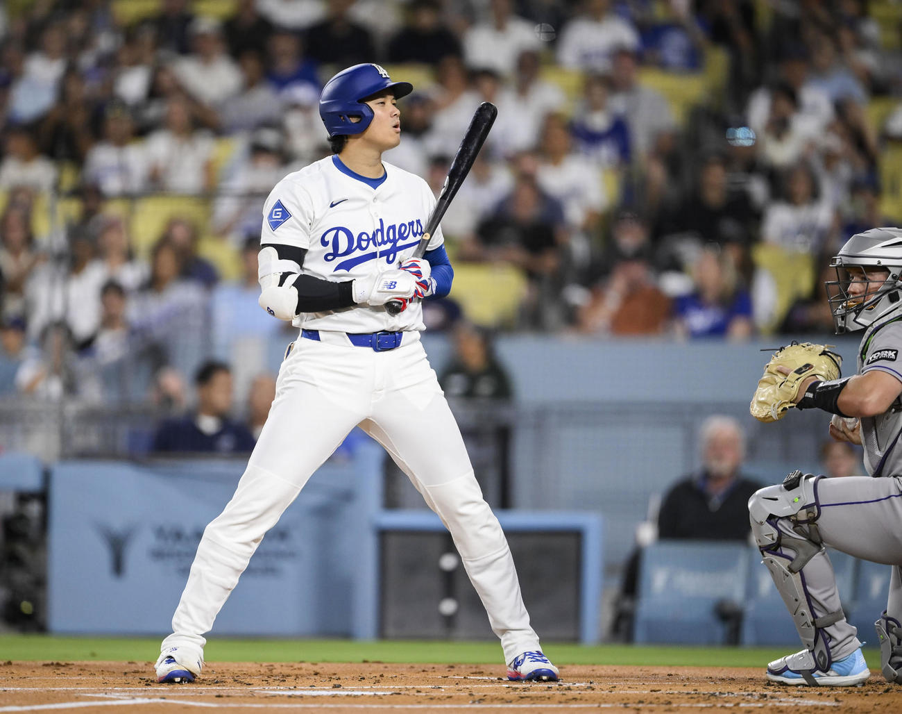 ロッキーズ戦の1回、見逃し三振に倒れたドジャース大谷（共同）
