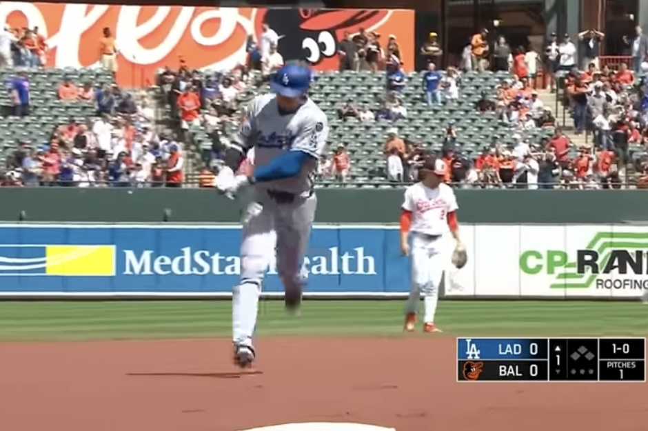MLB公式YouTubeから