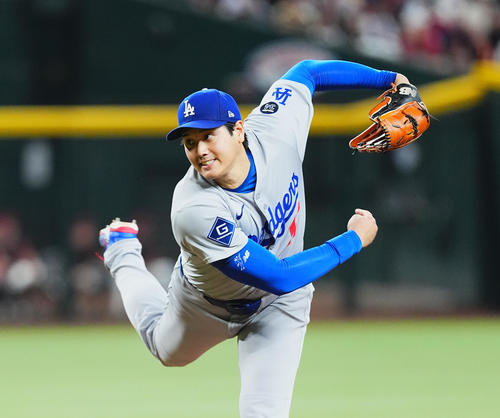 ダイヤモンドバックス対ドジャース　力投するドジャース大谷（撮影・菅敏）
