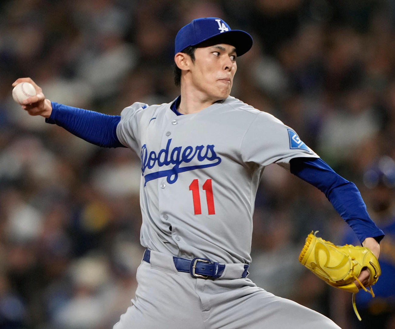 マリナーズ戦で力投するドジャース佐々木朗希（AP）