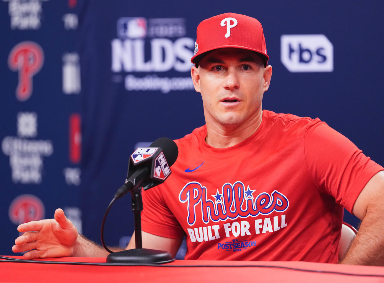地区シリーズフィリーズ対ドジャース前日練習　前日会見で抱負をフィリーズのJT・リアルミュート（撮影・菅敏）