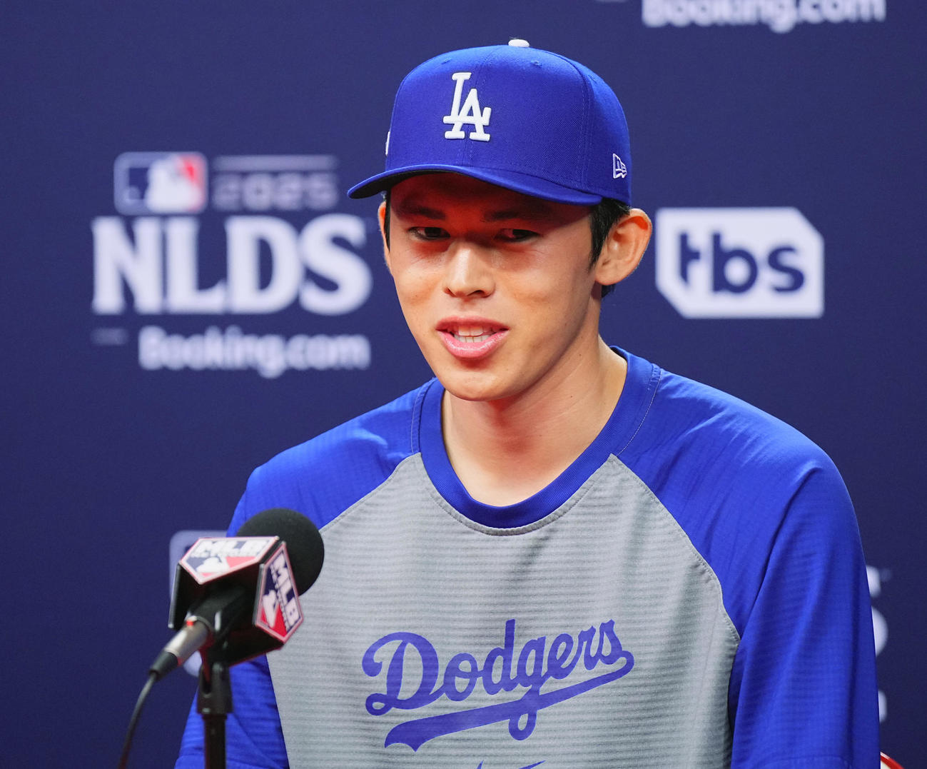 地区シリーズフィリーズ対ドジャース　前日会見に臨むドジャース佐々木（撮影・菅敏）