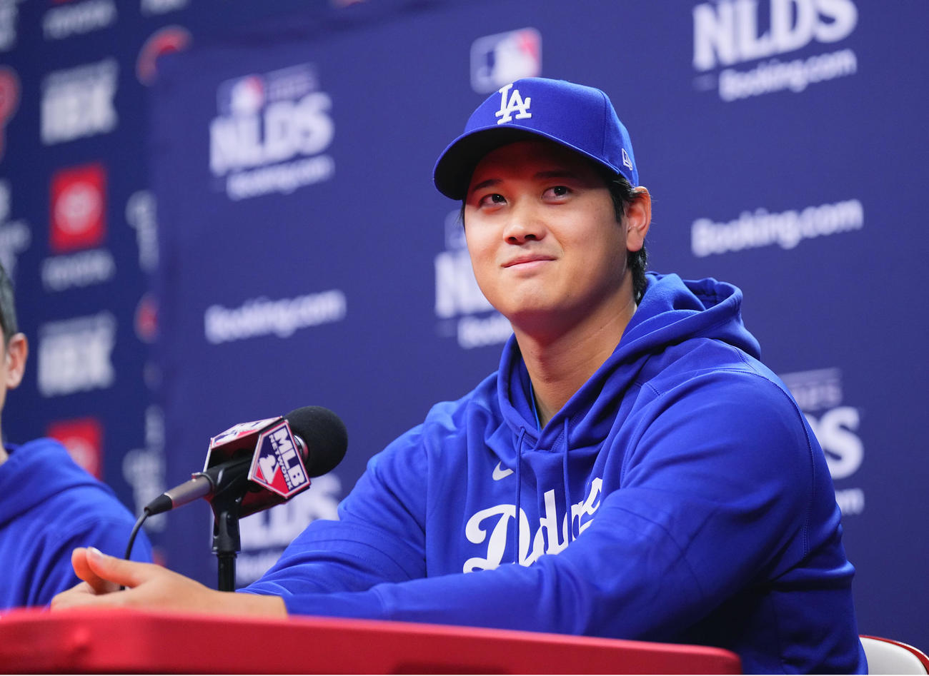 地区シリーズフィリーズ対ドジャース　前日会見に臨むドジャース大谷（撮影・菅敏）