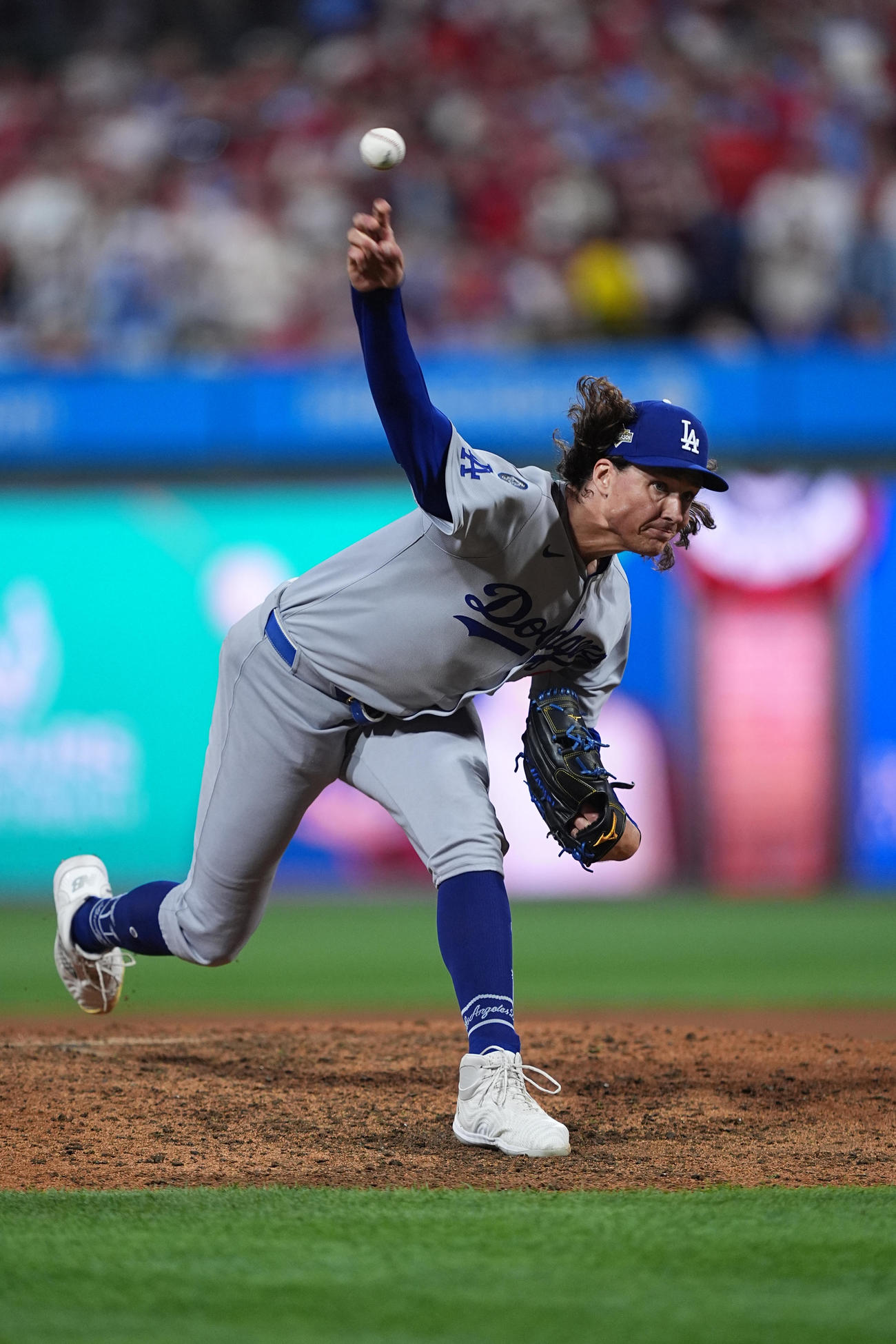 2627日ぶりに救援登板したドジャースのグラスノー（AP）