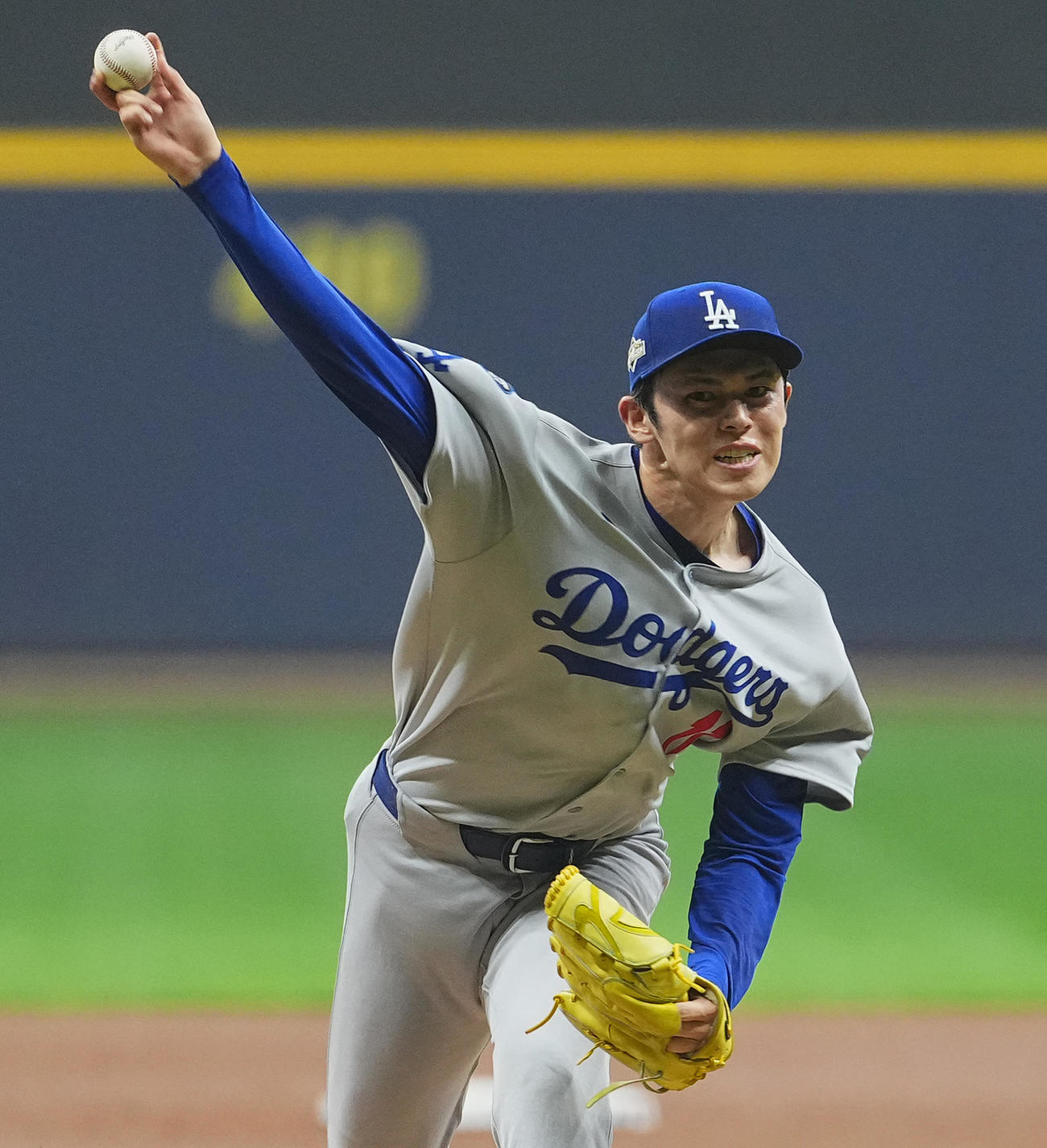 ブルワーズ対ドジャース　9回に登板した佐々木（撮影・菅敏）