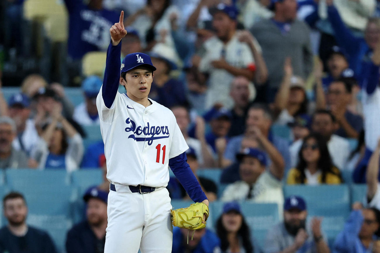ブルワーズ戦にクローザーとして登板して完璧に抑えたドジャース佐々木朗希（ロイター）