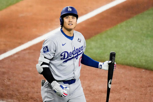 5回、見逃し三振に倒れたドジャース大谷翔平（AP）