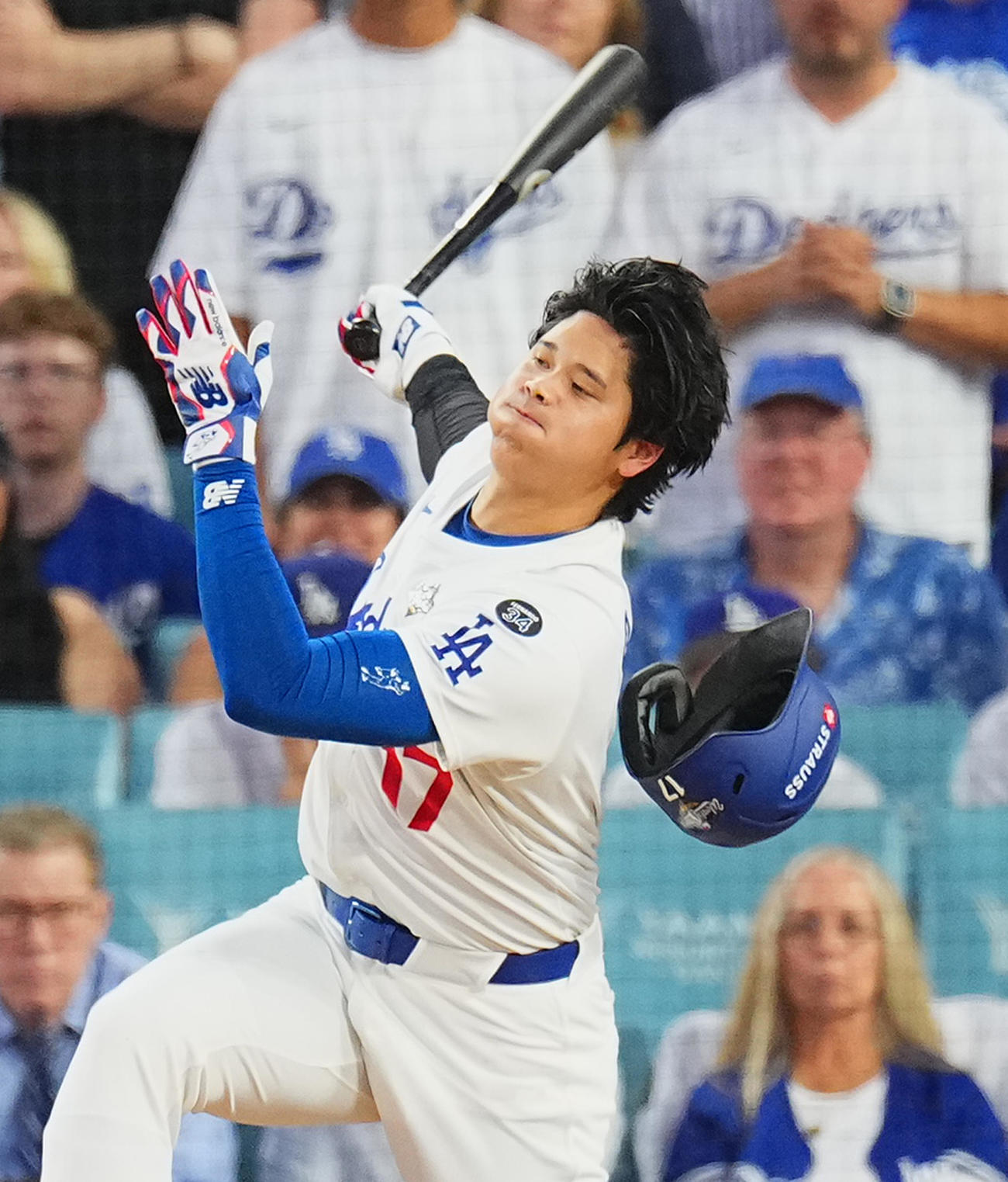 ドジャース対ブルージェイズ　3回裏ドジャース2死、空振りの三振に倒れる大谷（撮影・菅敏）