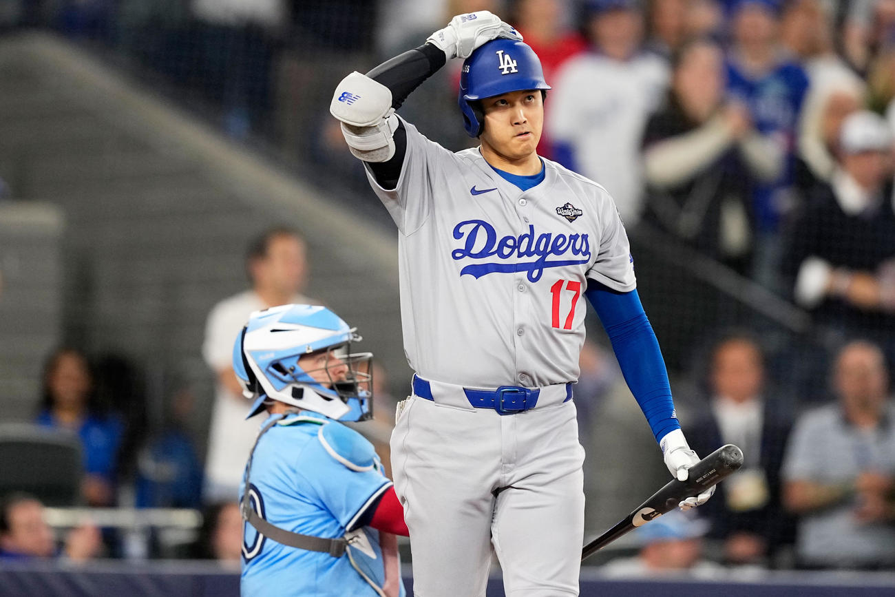 ドジャース大谷翔平はブルージェイズ戦第１打席は三振に倒れた（AP)