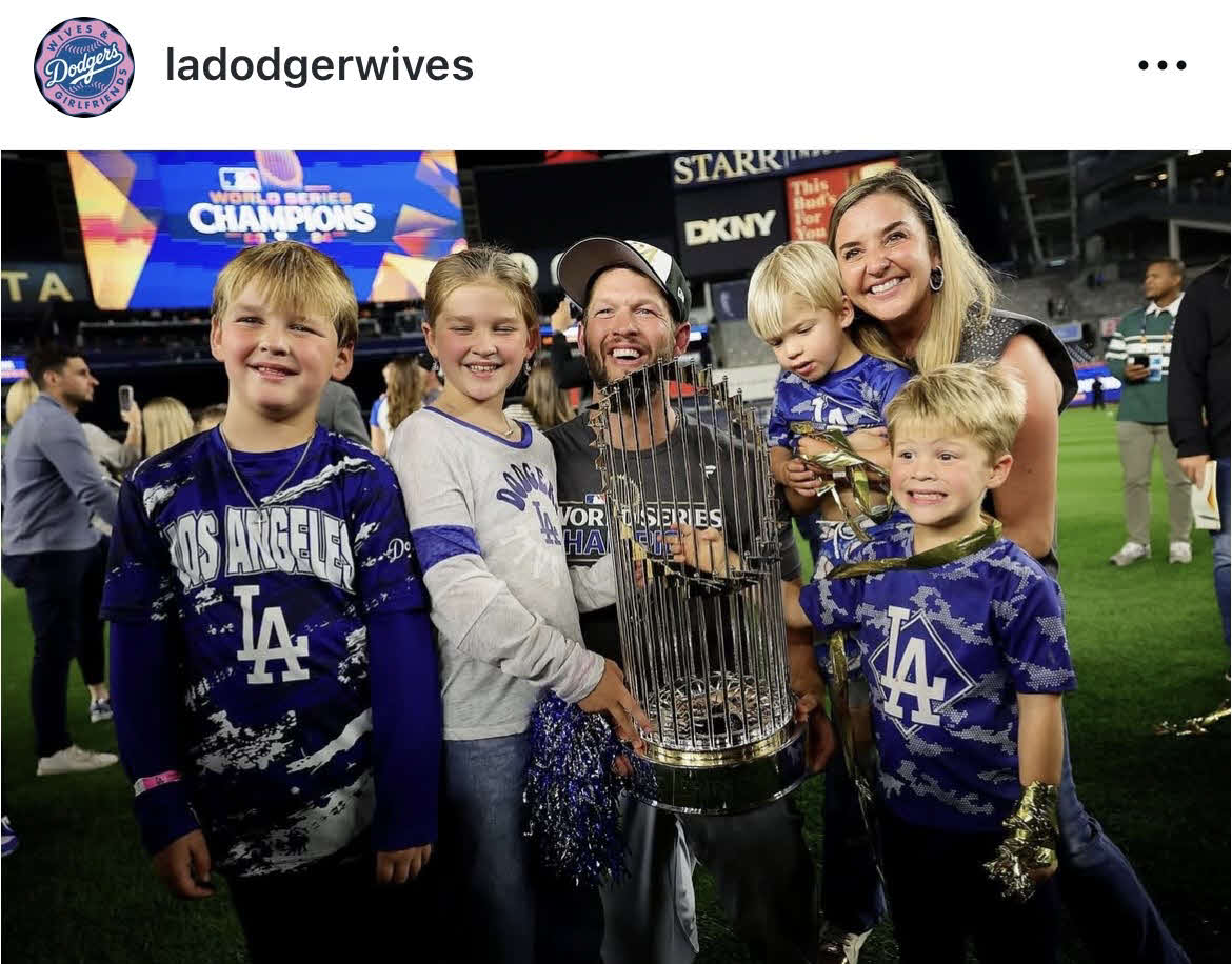 ドジャース夫人会公式インスタグラムから