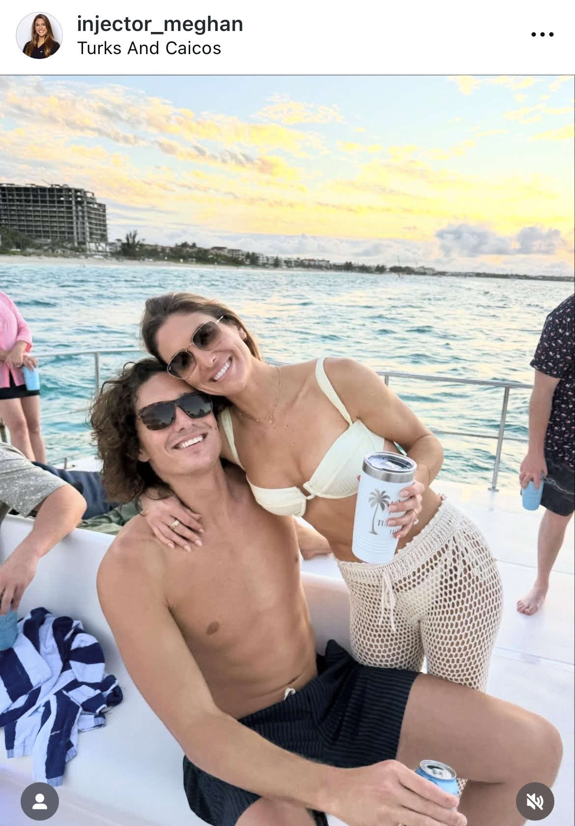 グラスノーの妻メーガンさんのインスタグラムから