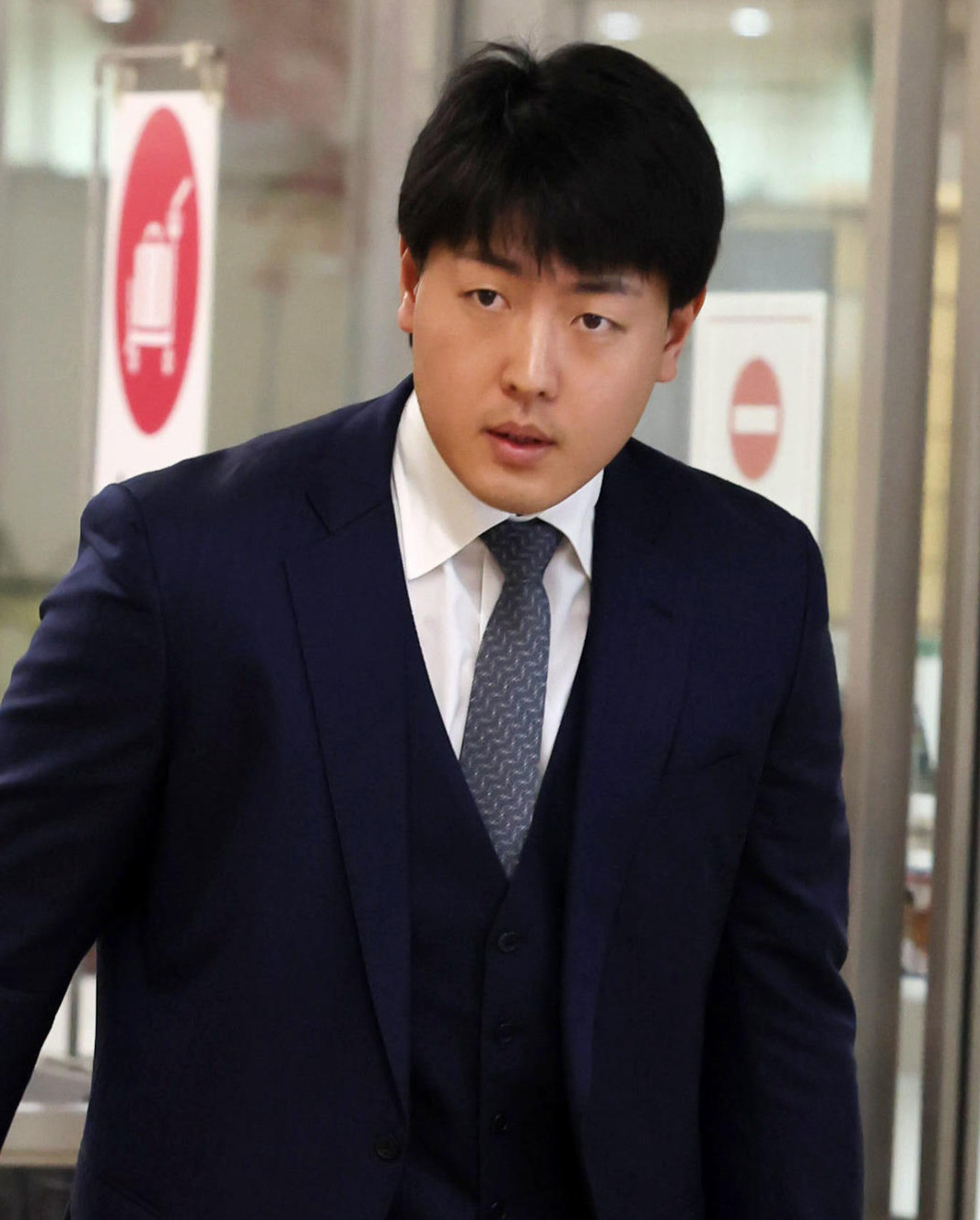 岡本和真（25年11月撮影）