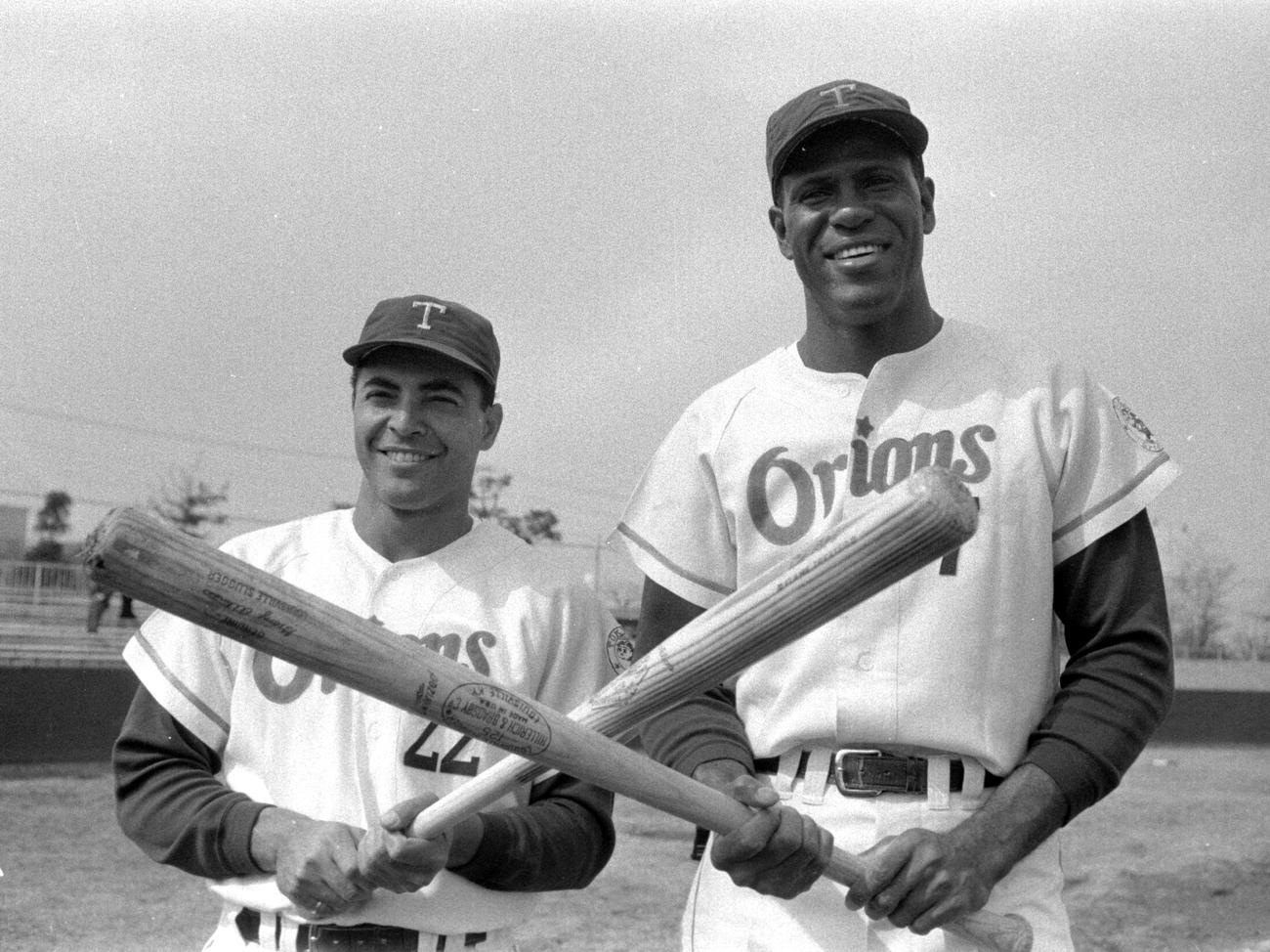 アルト・ロペス（左）とジョージ・アルトマン（1968年撮影）