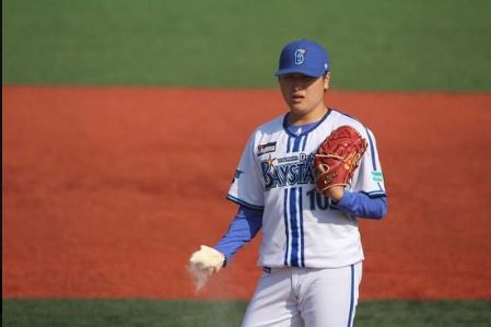 DeNA所属時の加藤大投手（加藤大投手のXから）
