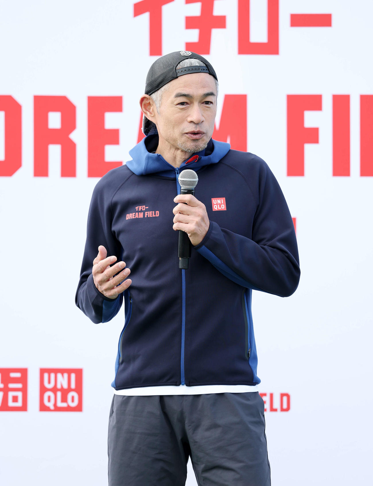 オープニングセレモニーに臨むイチロー氏（撮影・鈴木正人）