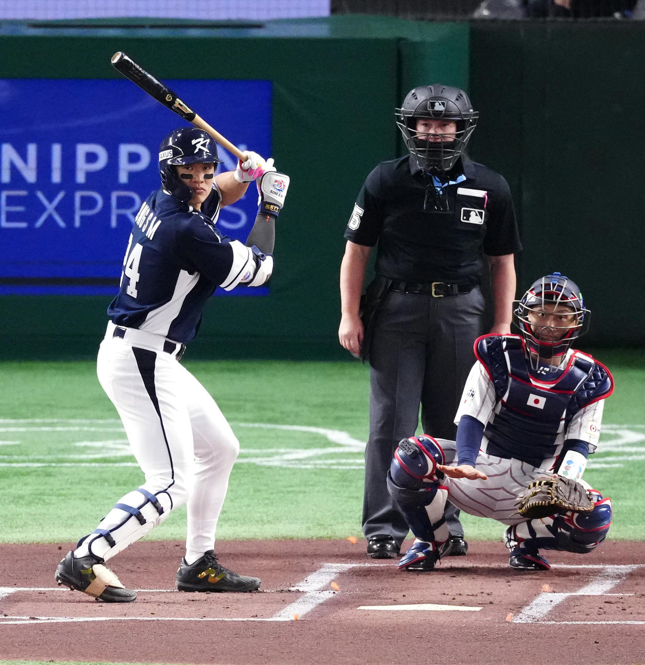 「侍ジャパンシリーズ2025」日本対韓国　打席に立つ韓国代表の宋成文（ソン・ソンムン＝25年11月15日）