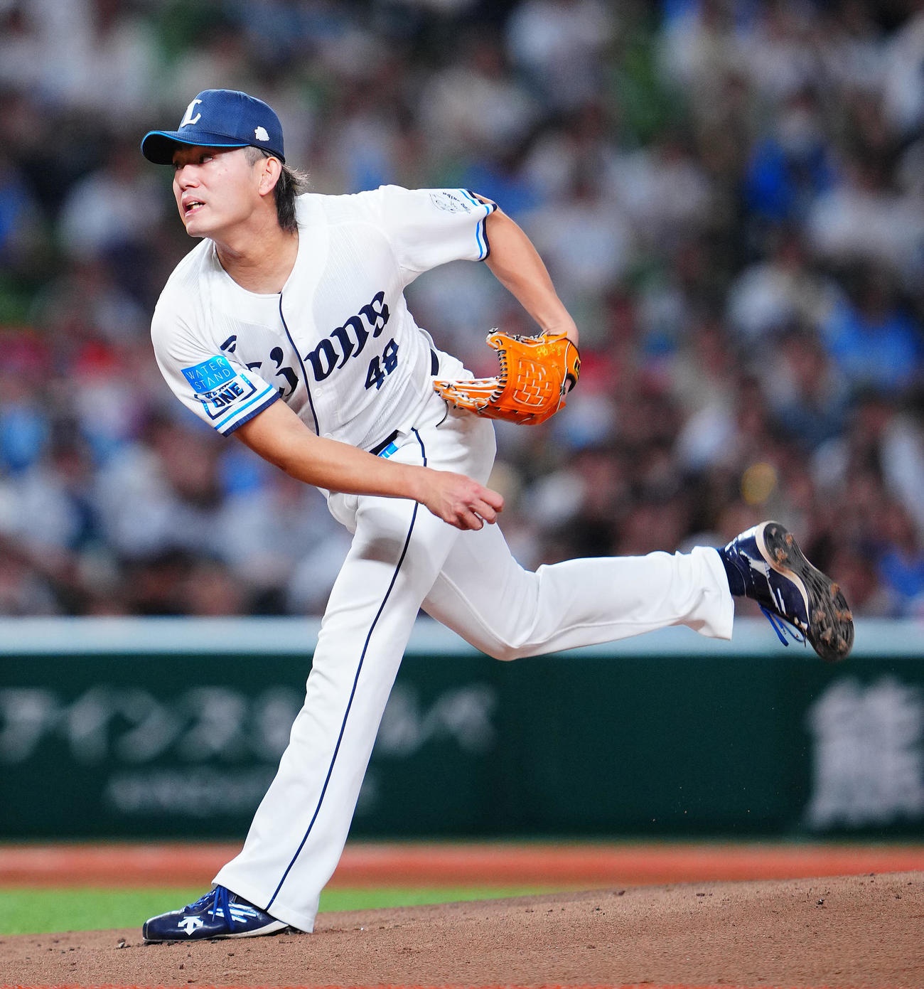 西武対オリックス　力投する西武先発の今井達也