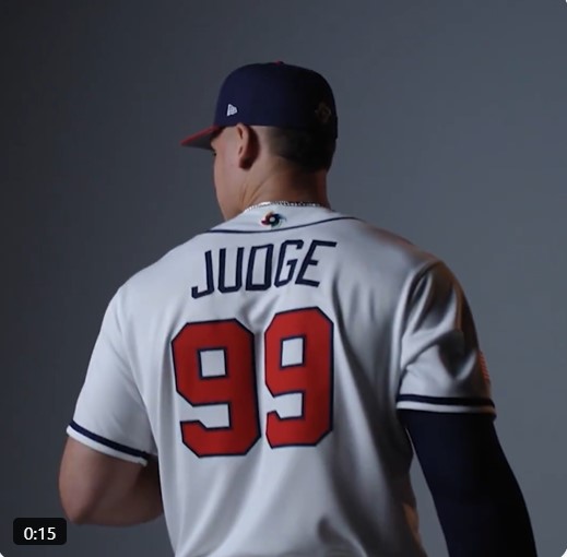 米国代表ユニの99番を着るジャッジ（MLBの公式Xから）