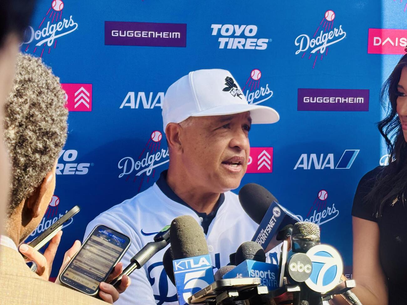 ファンイベントのロバーツ監督