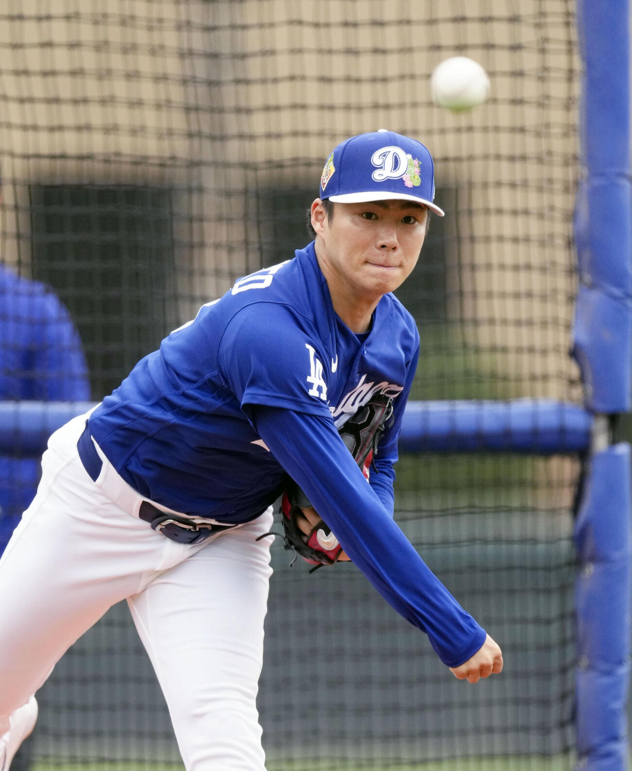 実戦形式に登板したドジャース山本（共同）
