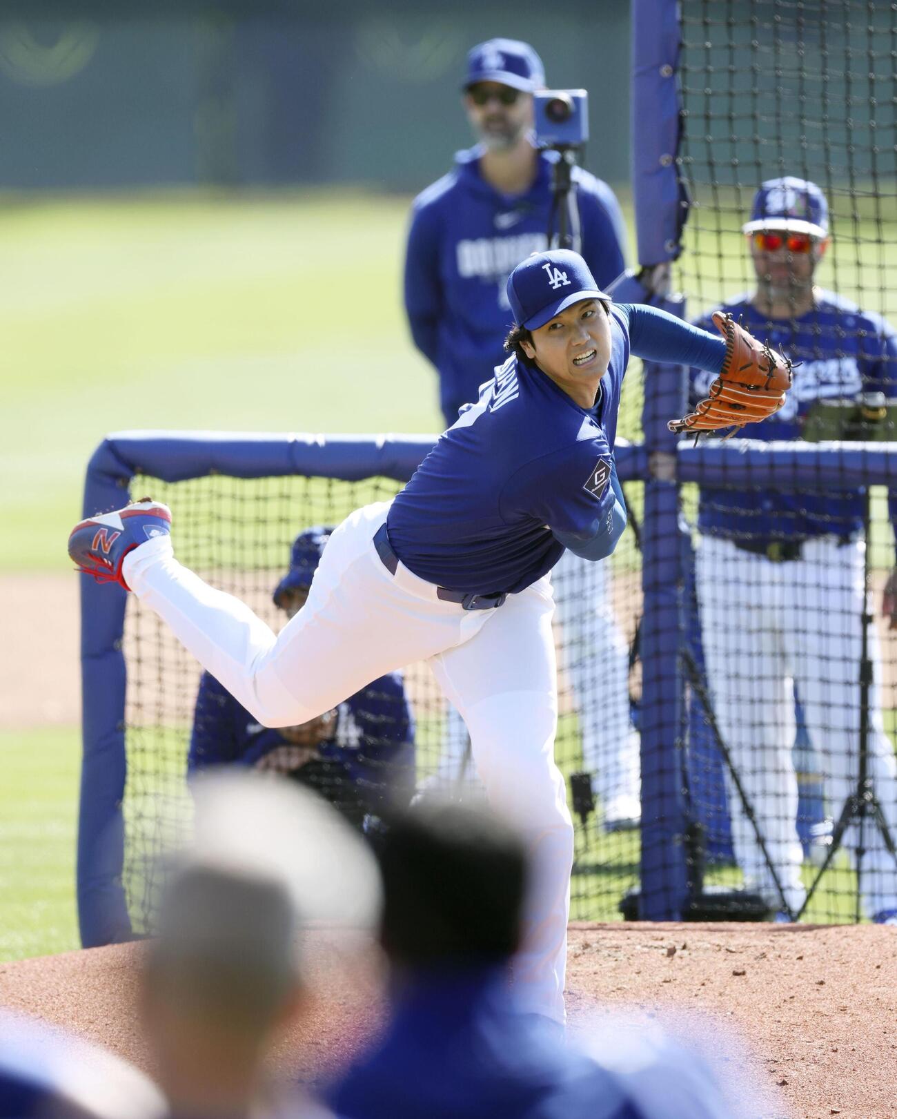 実戦形式の練習に初登板したドジャース・大谷＝グレンデール（共同）