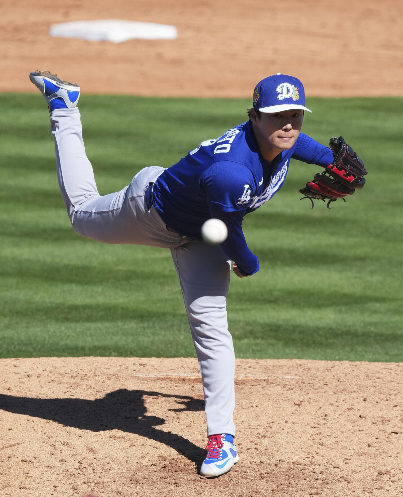 エンゼルス対ドジャース　エンゼルス戦に先発し、1回 2/3を3安打2失点、3三振だった山本由伸（共同）