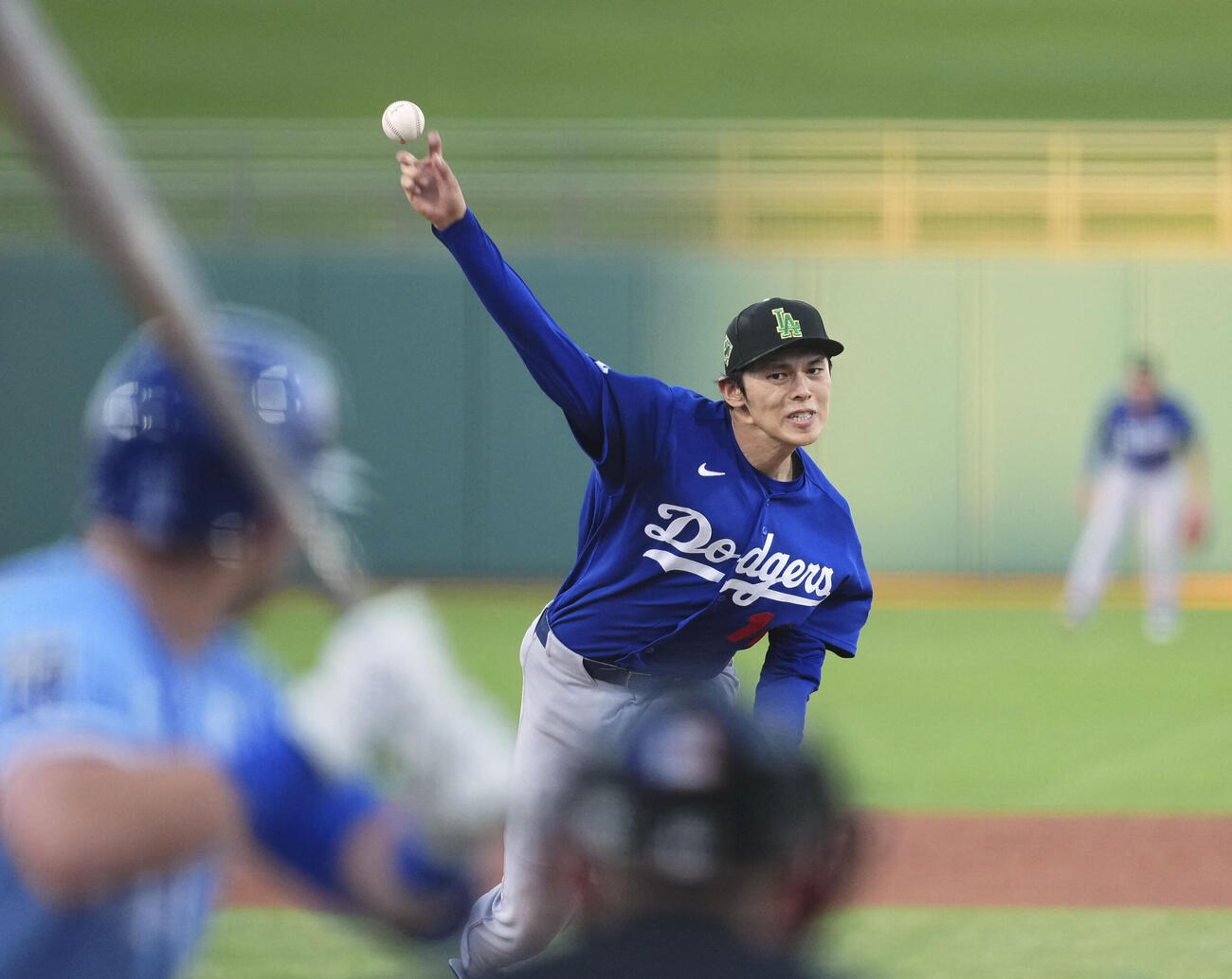 ロイヤルズ戦に先発したドジャース佐々木朗希（共同）
