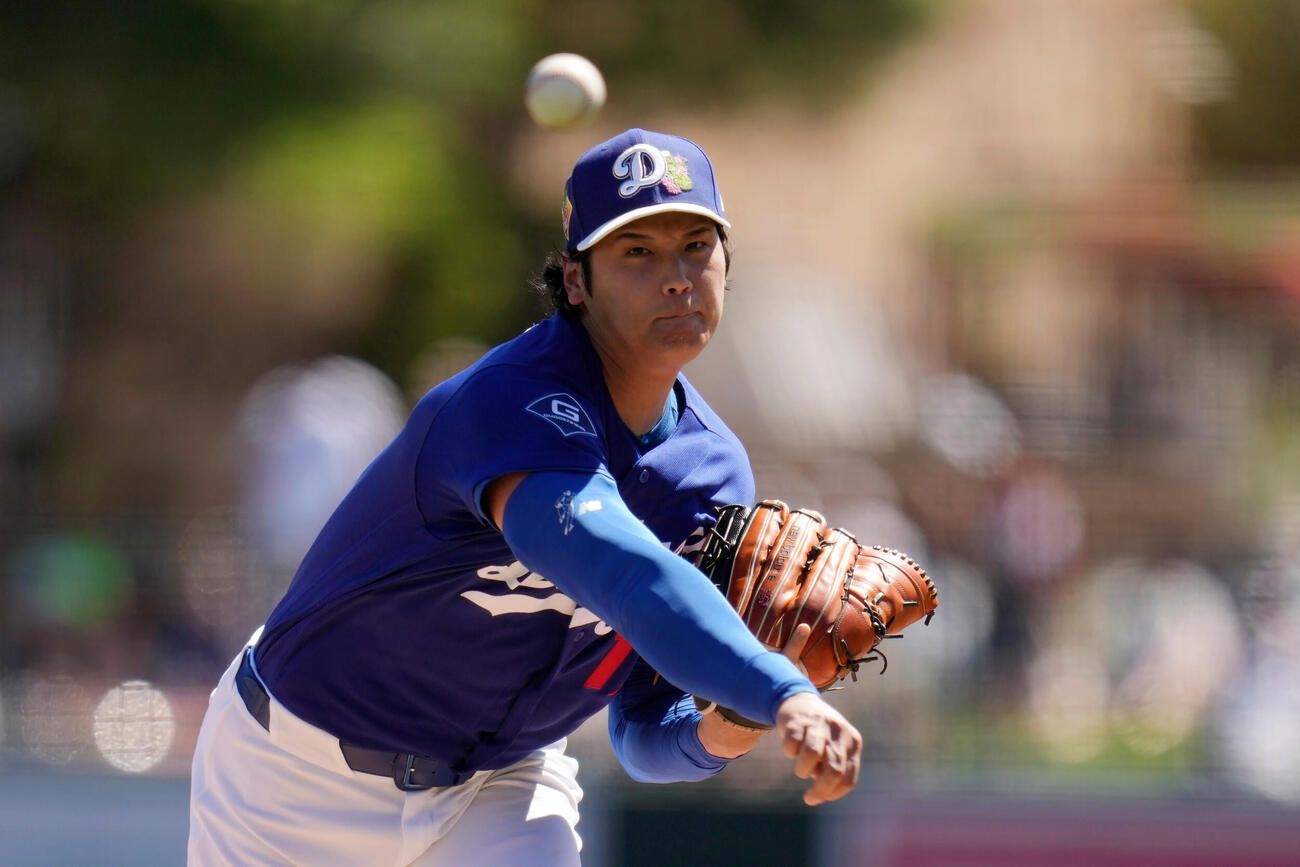 ジャイアンツ戦に先発登板したドジャース大谷翔平（AP)
