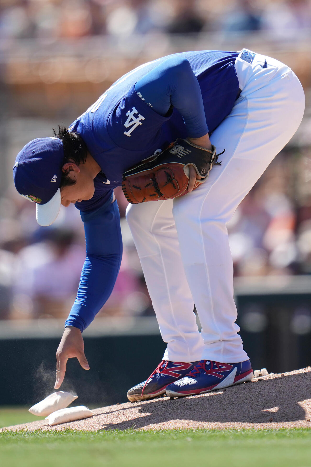 ジャイアンツ戦に先発登板した大谷翔平（AP)