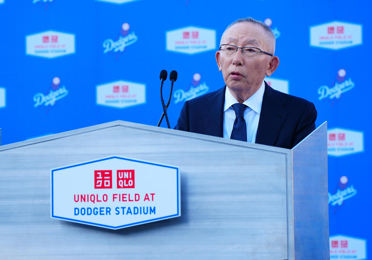 会見に臨むユニクロ柳井代表取締役会長（撮影・垰建太）