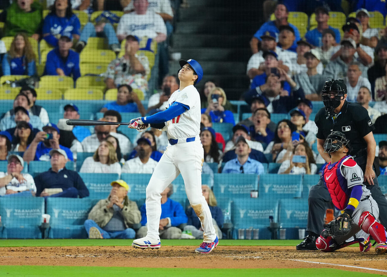 ドジャース対ダイヤモンドバックス　8回裏ドジャース1死一塁、中飛に倒れる大谷（撮影・垰建太）