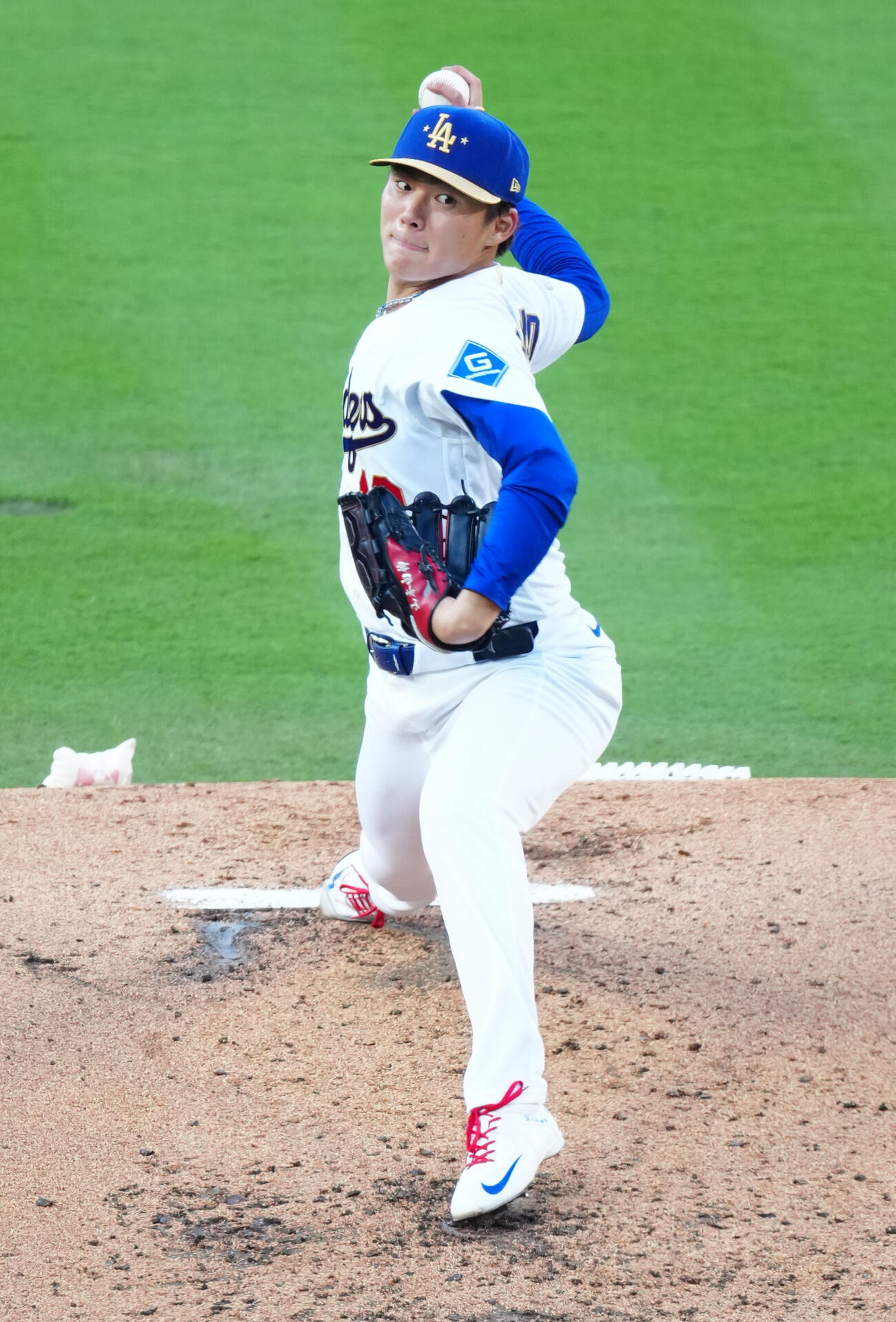 ドジャース対ダイヤモンドバックス　力投するドジャース先発の山本（撮影・垰建太）