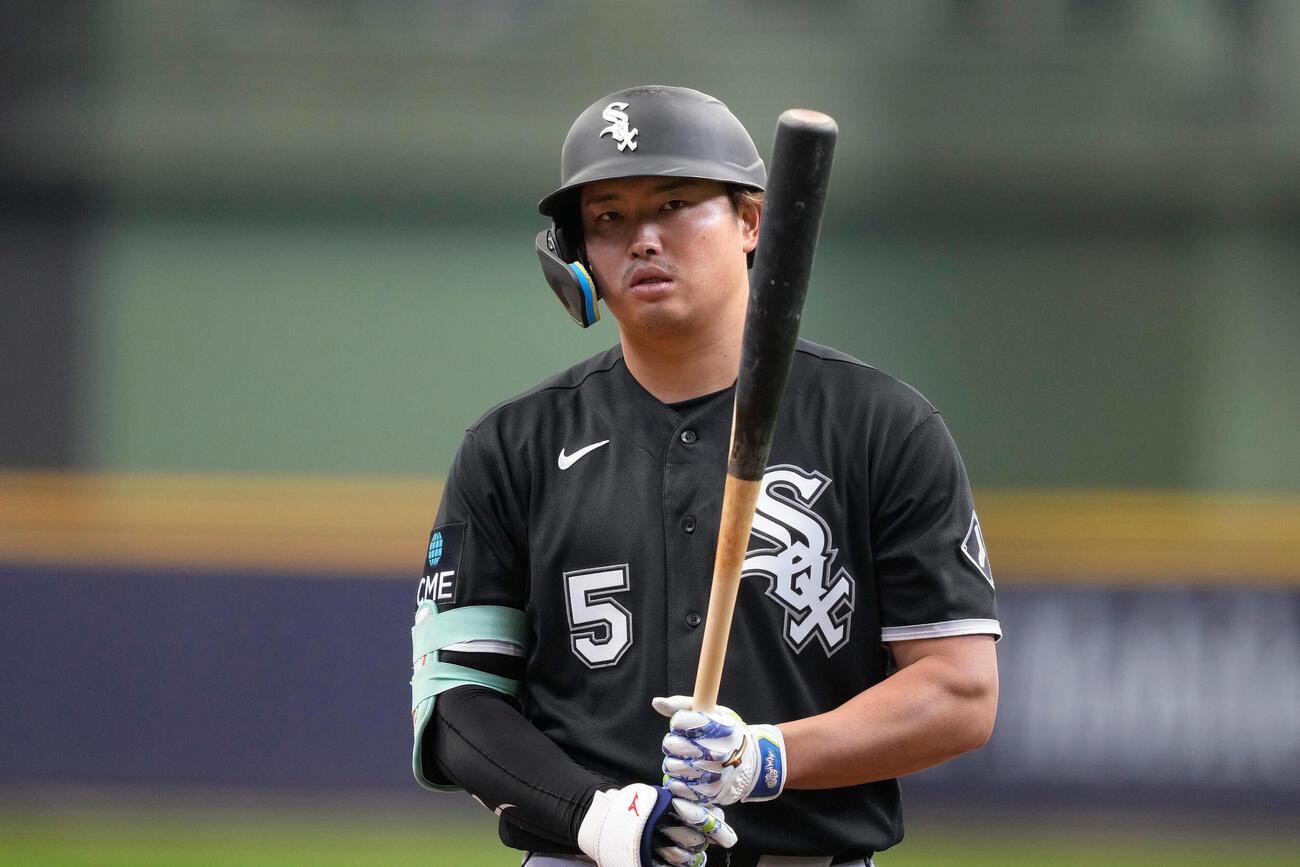 1回、打席に立つホワイトソックス村上（AP）
