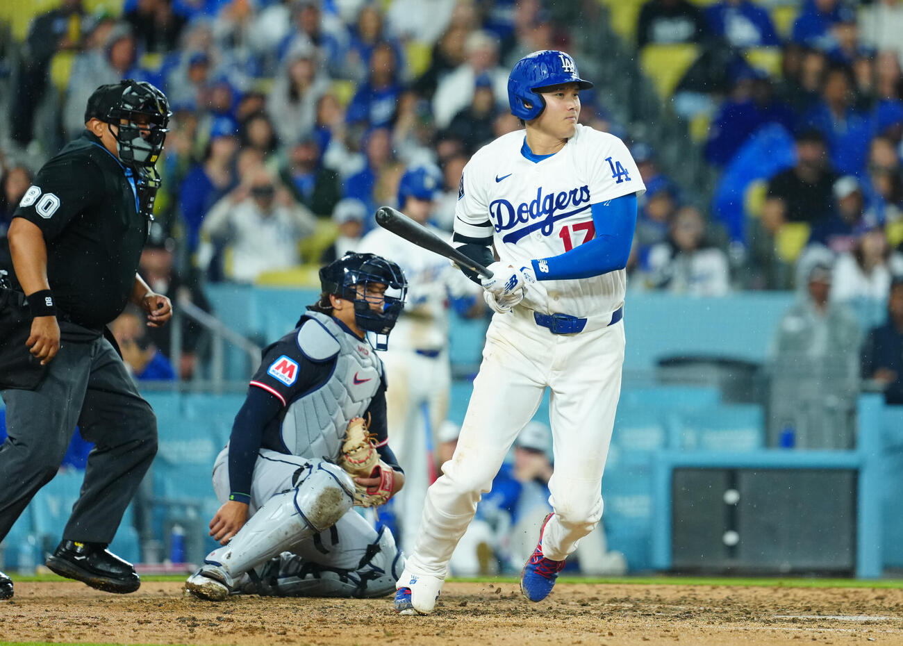 ドジャース対ガーディアンズ　7回裏ドジャース1死、右前打を放つ大谷（撮影・垰建太）