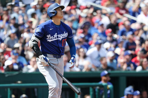 3回、今季1号3ランを放った大谷(AP)