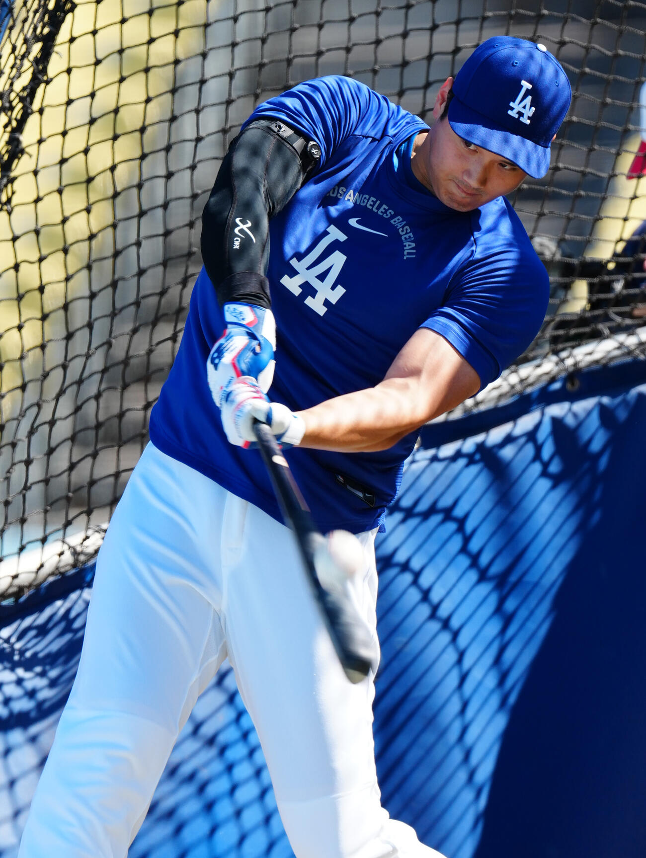 ドジャース対ガーディアンズ　試合前、フリー打撃を行うドジャース大谷（撮影・垰建太）