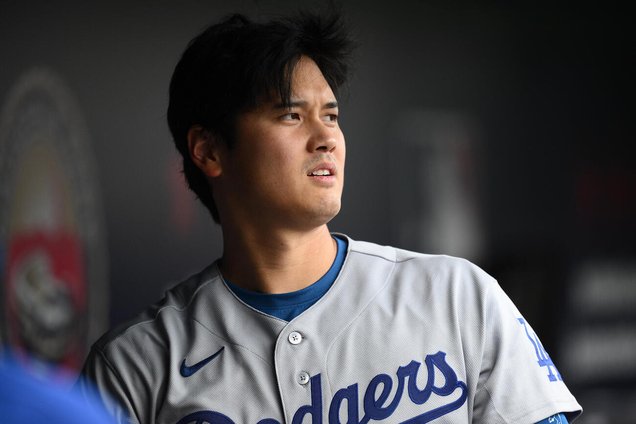 試合前のドジャース大谷（AP）