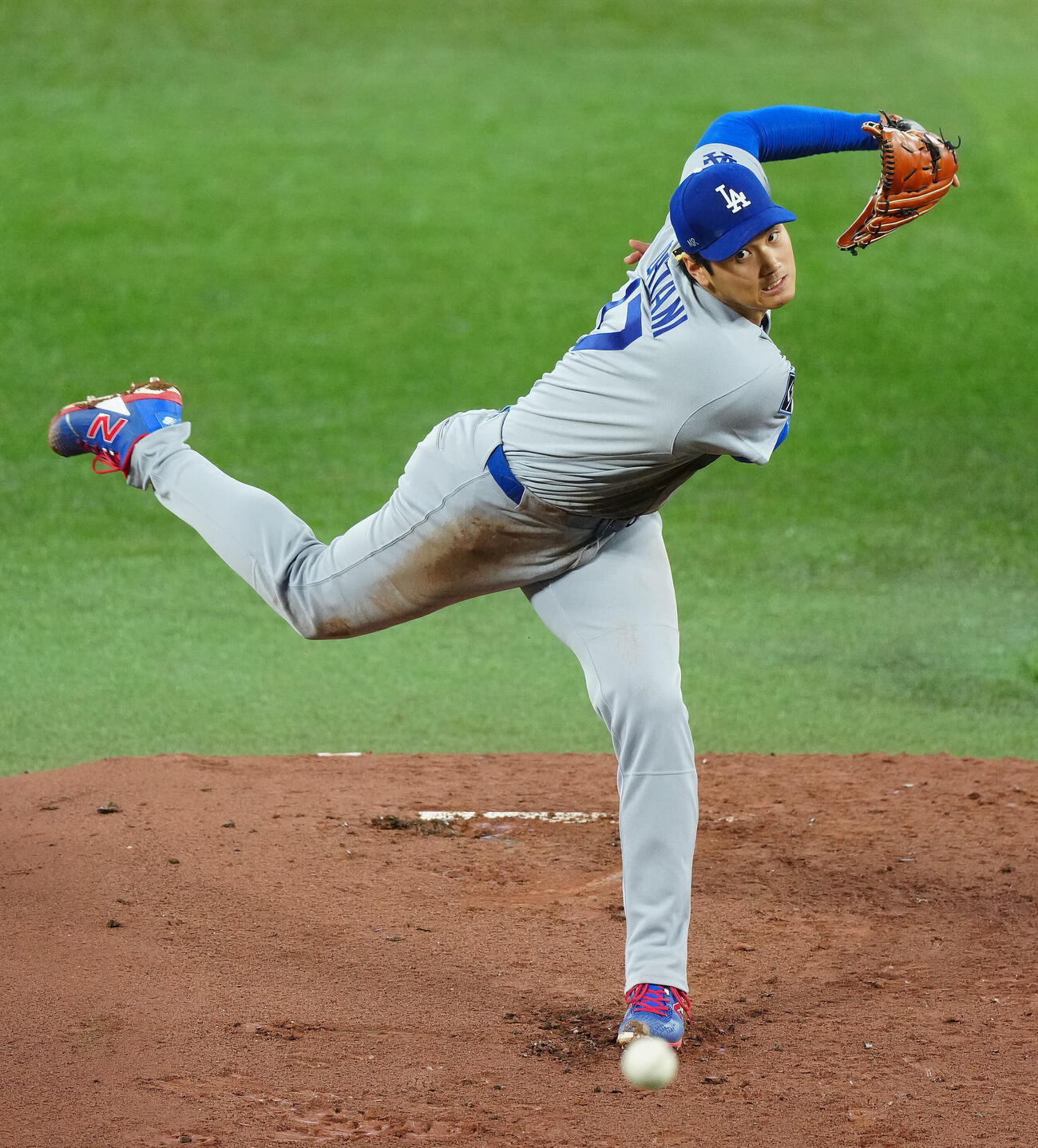ブルージェイズ対ドジャース　力投するドジャース先発の大谷（撮影・垰建太）
