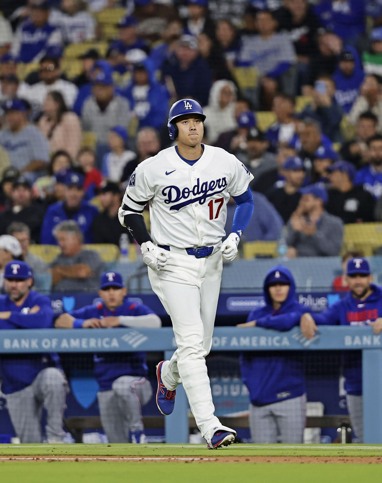 レンジャーズ戦の3回、二ゴロに倒れたドジャース・大谷＝ロサンゼルス（共同）