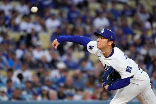 メッツ戦で力投する山本(AP)