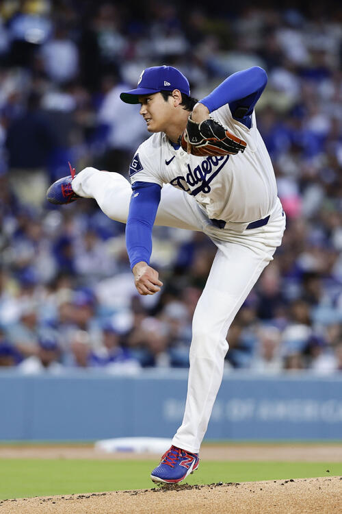 メッツ戦に先発登板したドジャース・大谷。打者としては先発メンバーから外れ、5年ぶりに投手専念での出場となった=ロサンゼルス(共同)