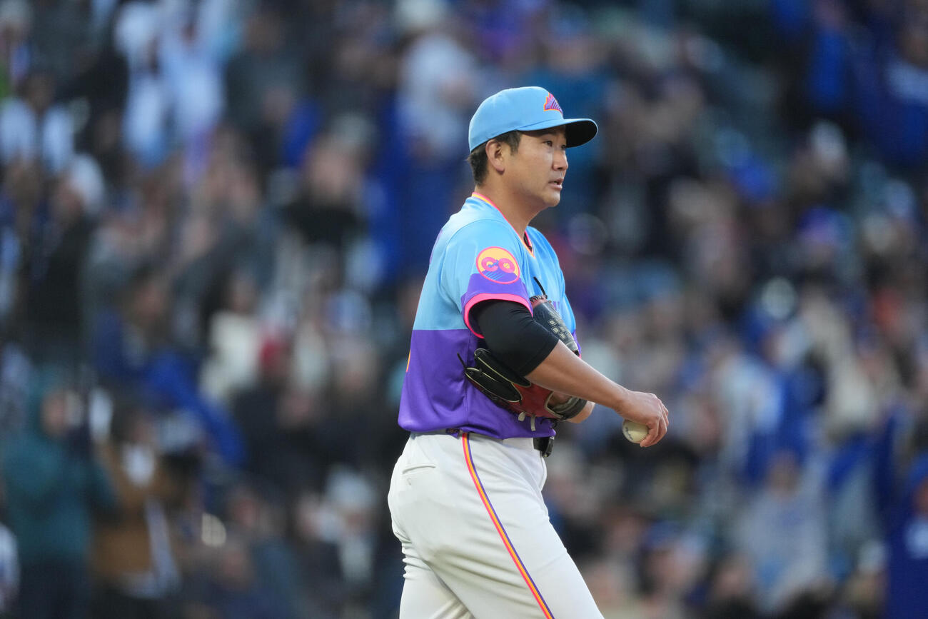 ドジャース戦に先発したロッキーズ菅野智之（AP）