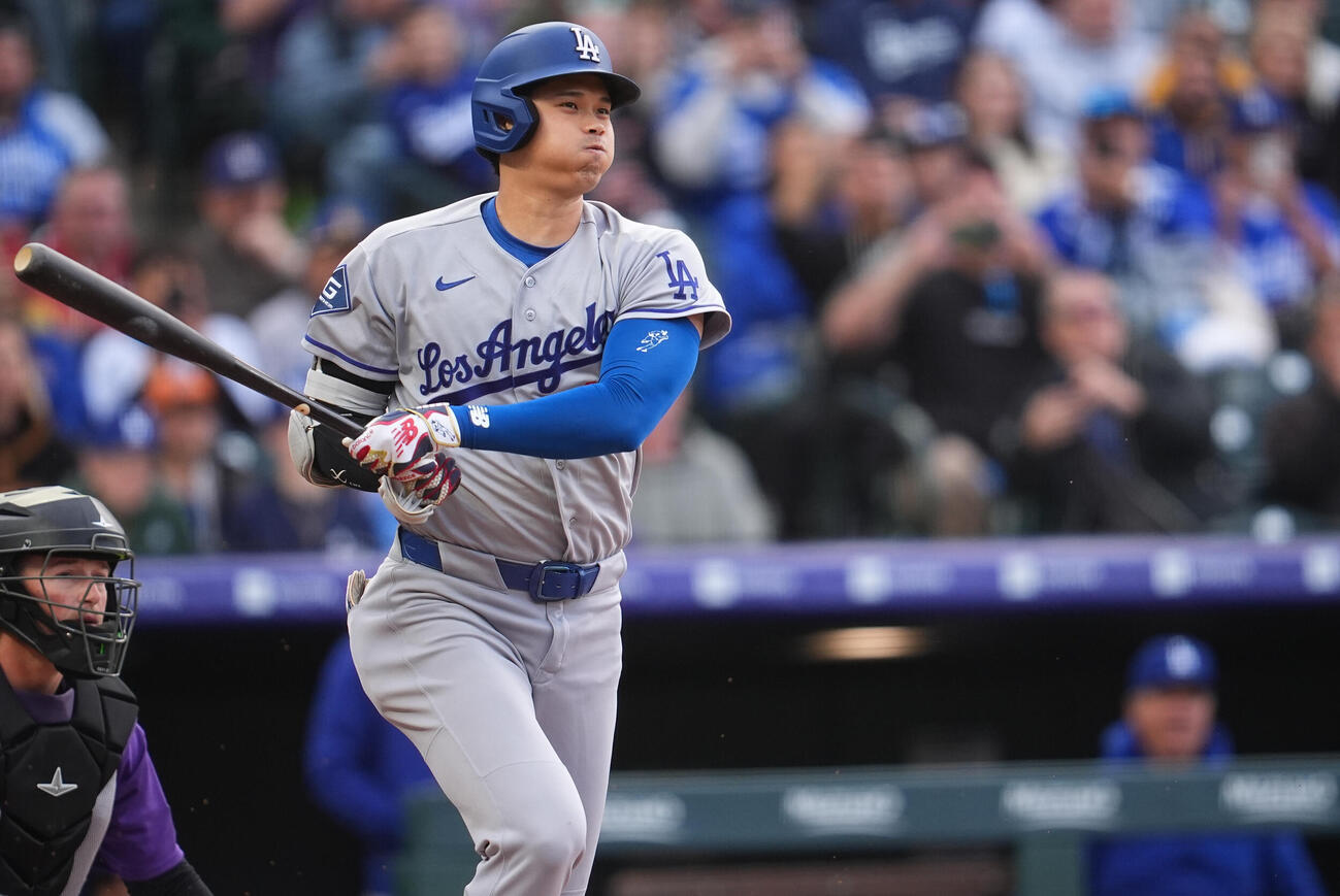 1回、一ゴロを放つドジャース大谷（AP）