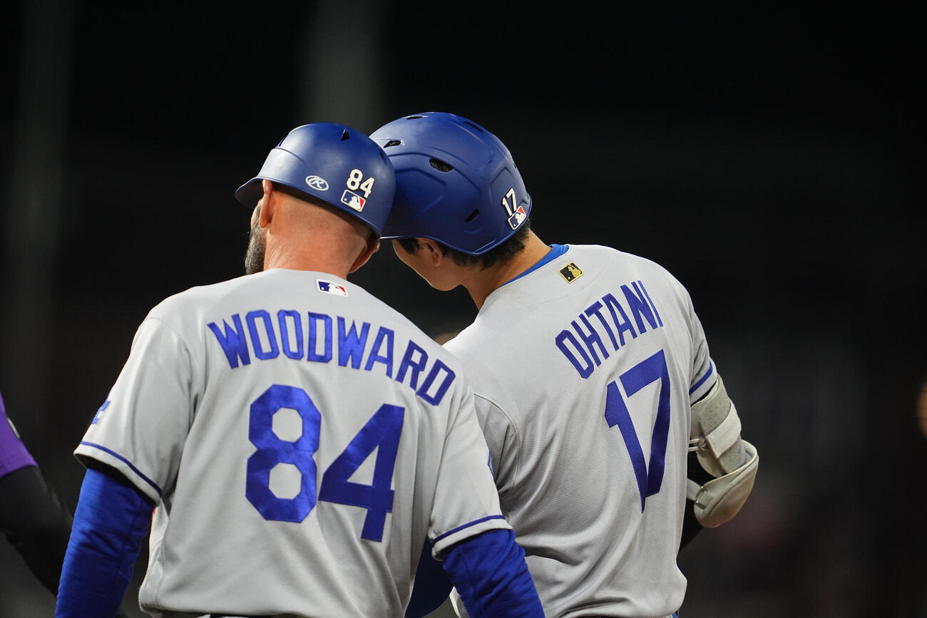 9回、右前安打を放ち50試合連続出塁としたドジャース大谷（AP）